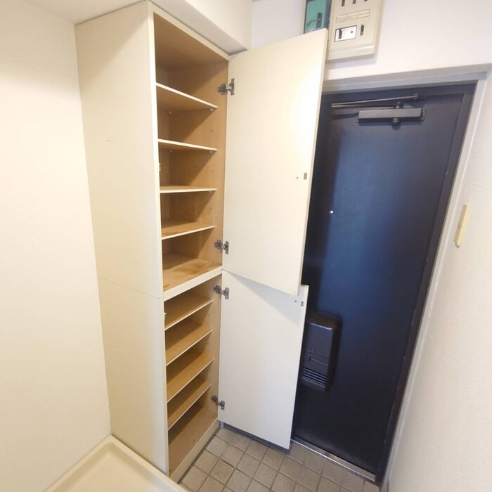 物件内観写真16　(靴箱)