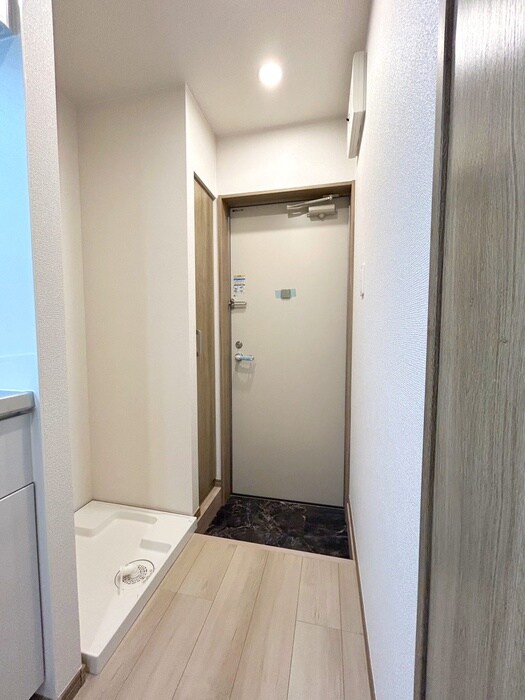 物件内観写真14　(廊下)