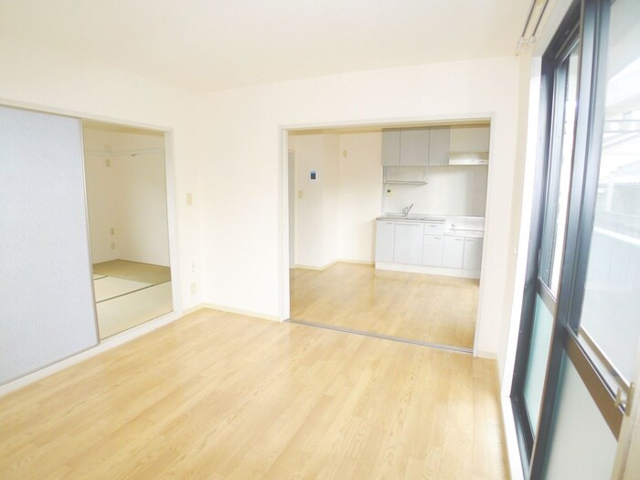 物件内観写真7　(居室)