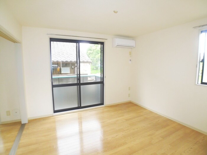 物件内観写真21　(居室)