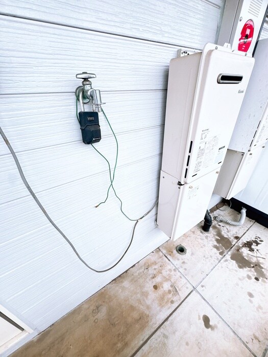 物件内観写真15　(洗濯機置場)