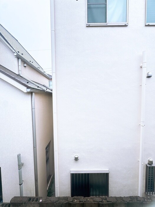 物件内観写真16　(室内からの展望)