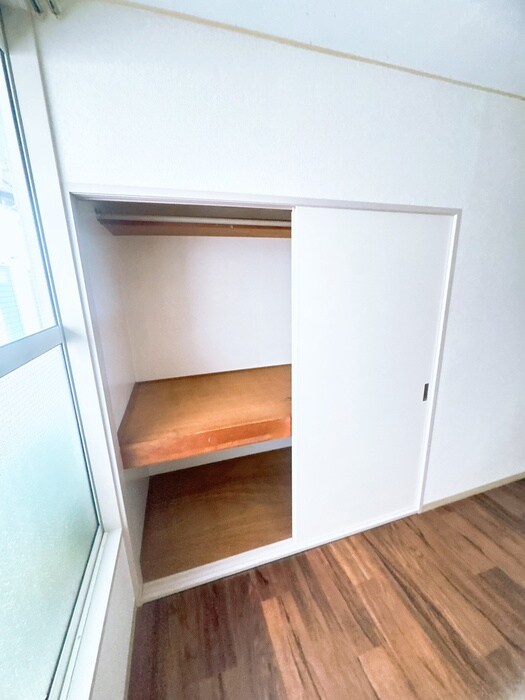 物件内観写真16　(収納)