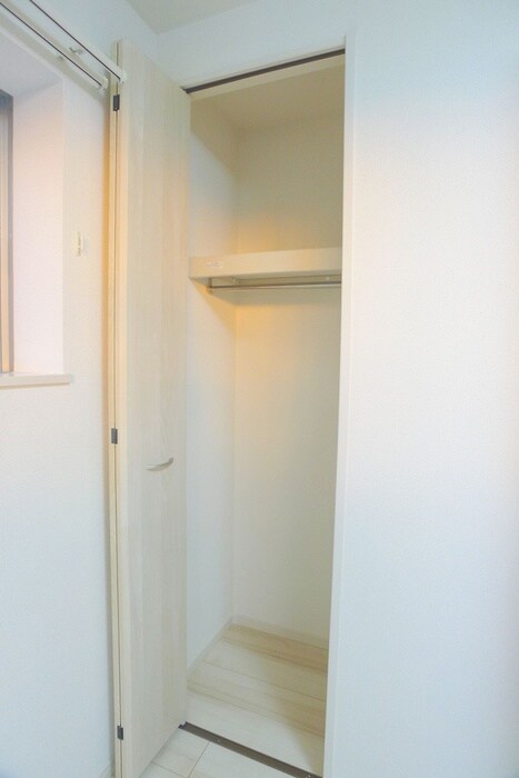 物件内観写真12　(収納)