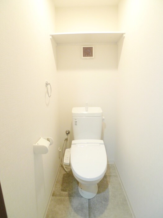 物件内観写真11　(トイレ)