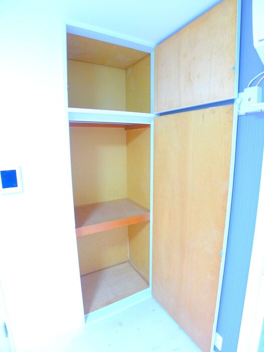 物件内観写真18　(収納)