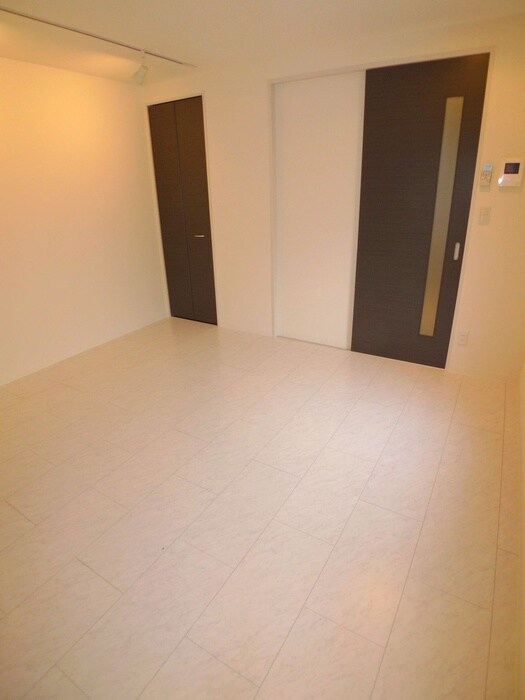 物件内観写真6　(居室)