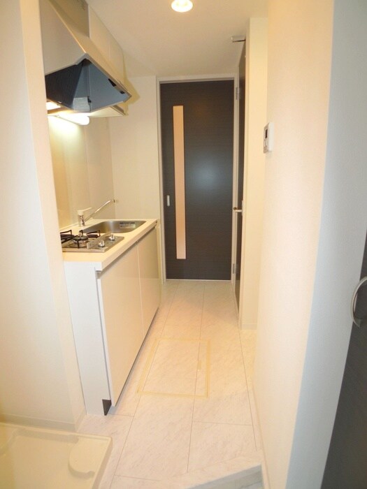 物件内観写真13　(玄関)