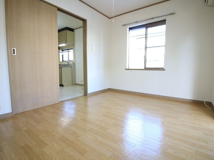 物件内観写真7　(居室)