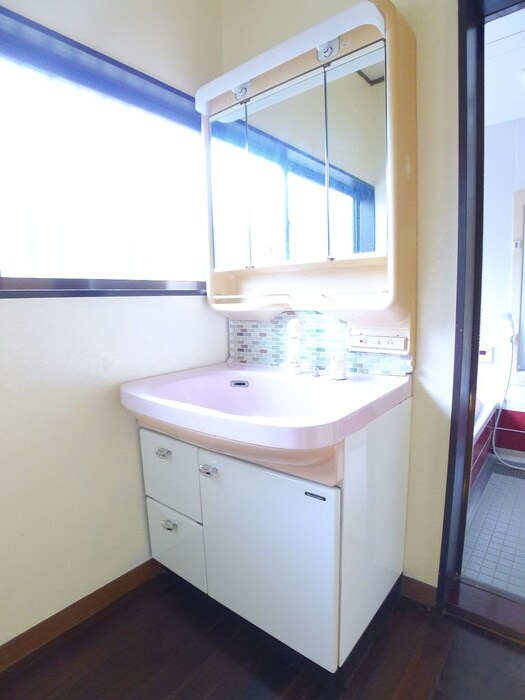 物件内観写真13　(洗面)