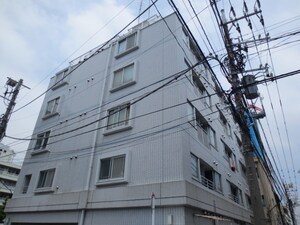 ﾗｲｵﾝｽﾞﾏﾝｼｮﾝ関内第5（302）外観写真