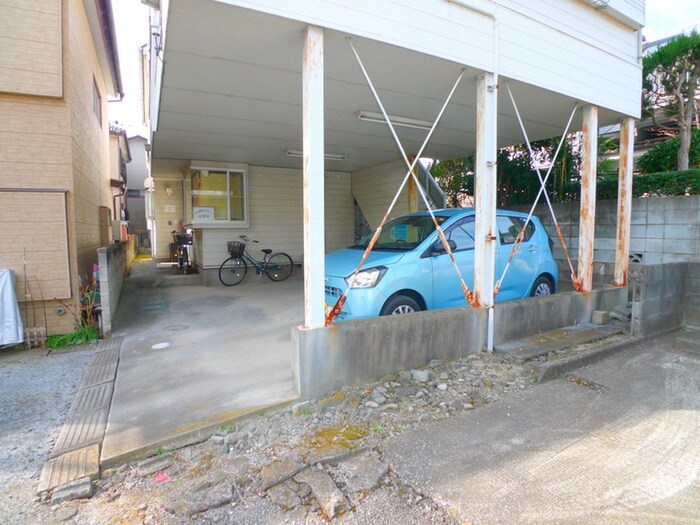 物件外観写真5　(駐輪場)