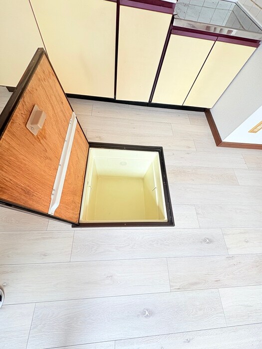 物件内観写真18　(収納)