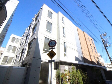 クアドール中野外観写真
