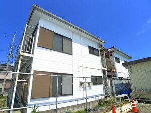 メゾンマリン外観写真