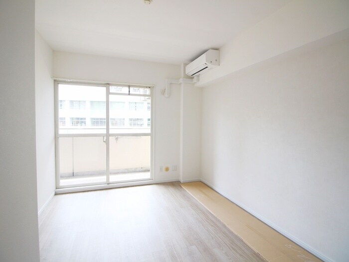 物件内観写真11　(居室)