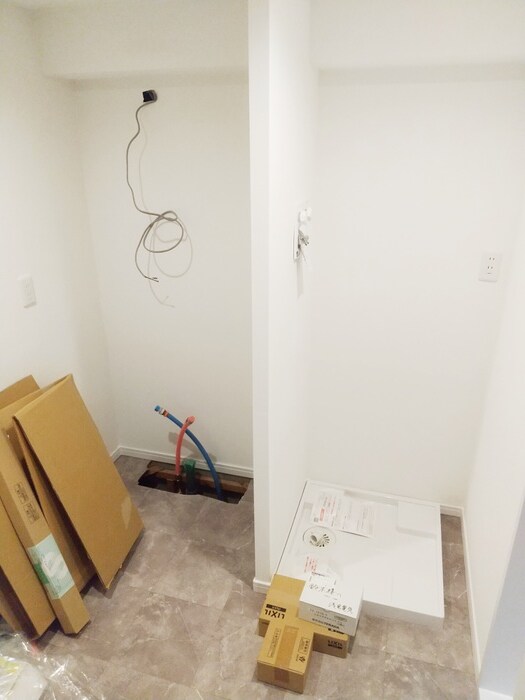 物件内観写真20　(洗濯機置場)