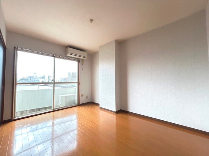 物件内観写真7　(居室)