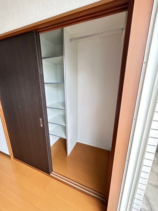 物件内観写真11　(収納)