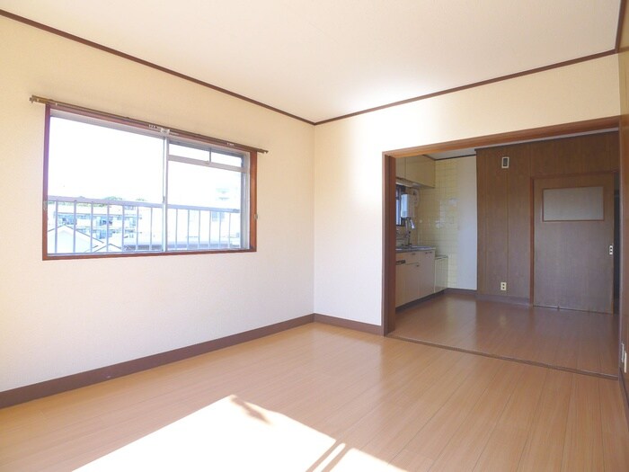 物件内観写真8　(居室)