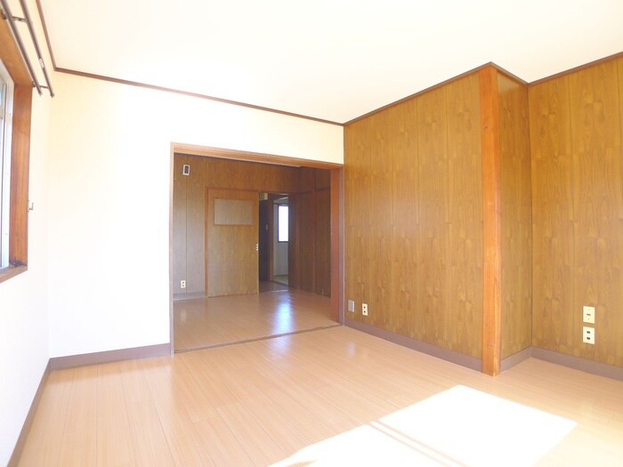 物件内観写真10　(居室)