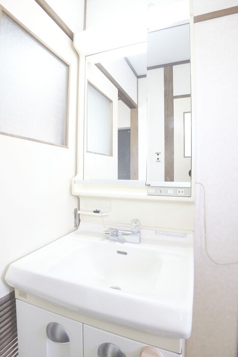 物件内観写真13　(洗面)