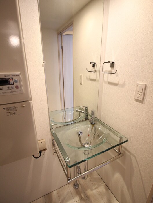 物件内観写真12　(洗面)