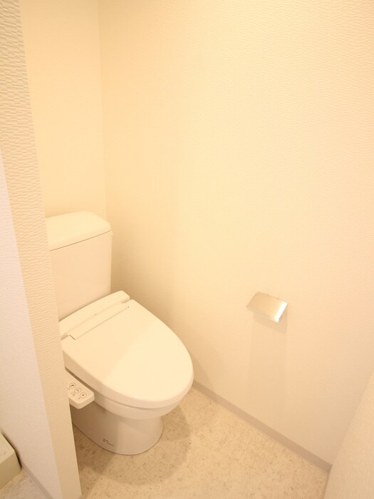 物件内観写真9　(トイレ)