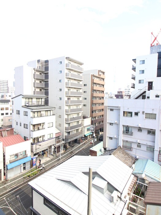 物件内観写真14　(室内からの展望)