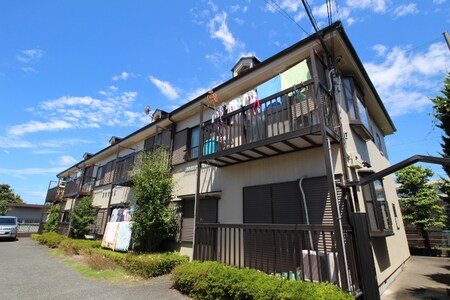 プラザ泉弐番館外観写真