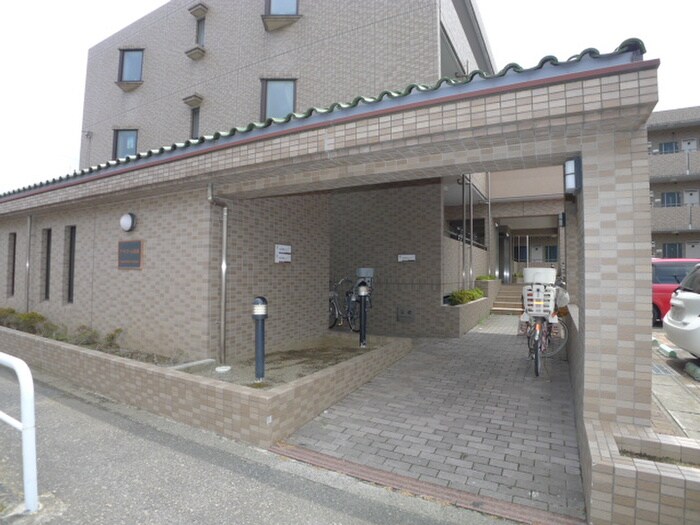 物件外観写真3　(周辺環境)