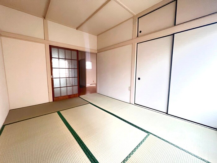 物件内観写真10　(居室)