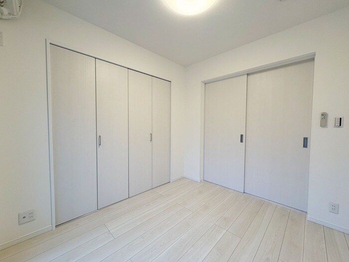 物件内観写真10　(居室)