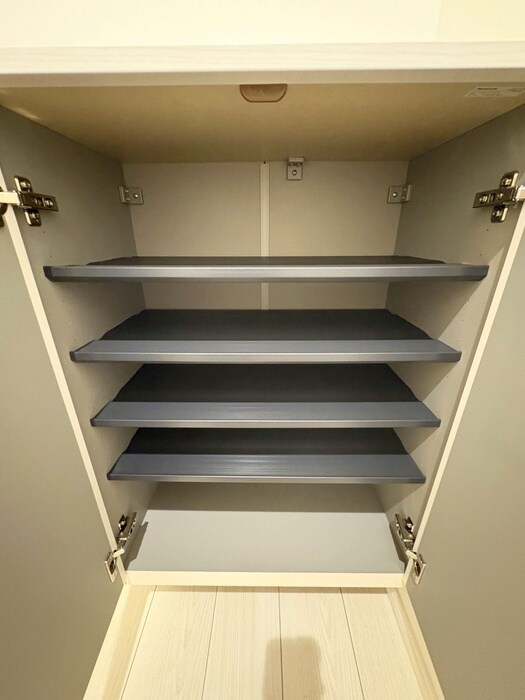 物件内観写真17　(靴箱)