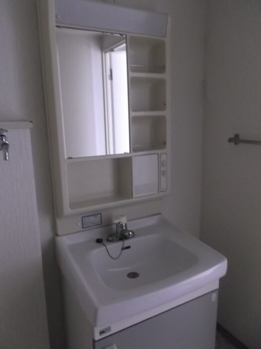 物件内観写真6　(洗面)