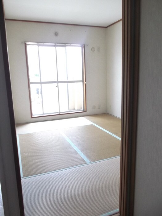 物件内観写真11　(居室)