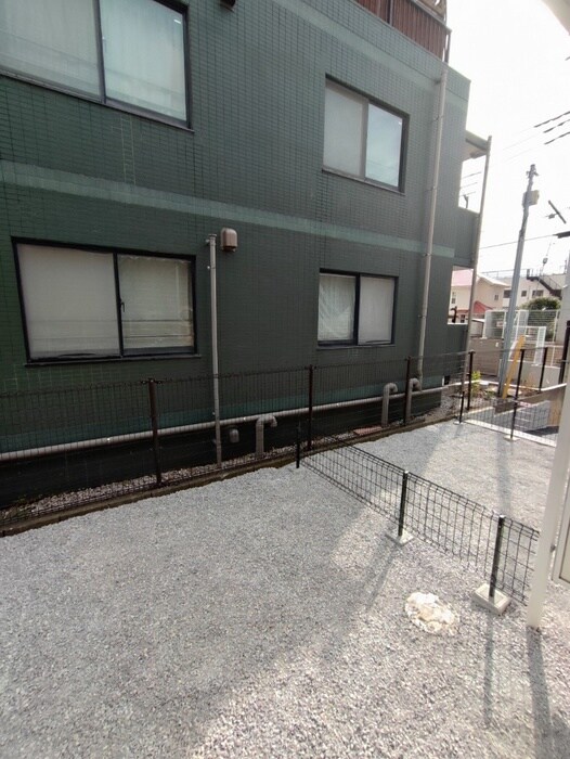 物件内観写真15　(室内からの展望)