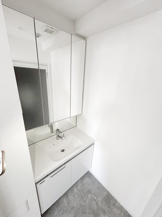 物件内観写真10　(洗面)