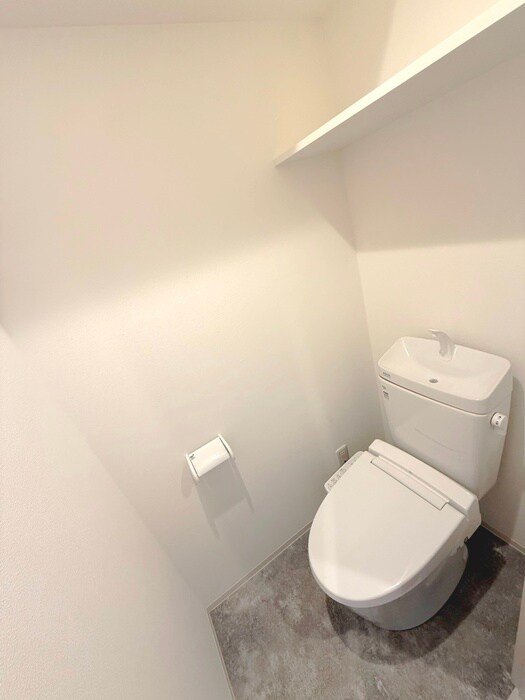 物件内観写真12　(トイレ)