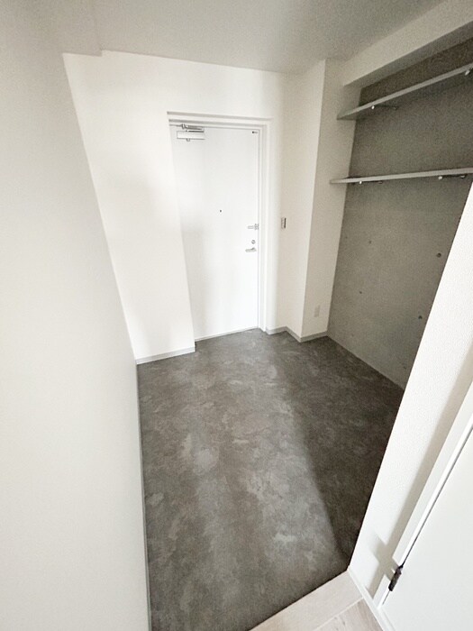 物件内観写真14　(玄関)