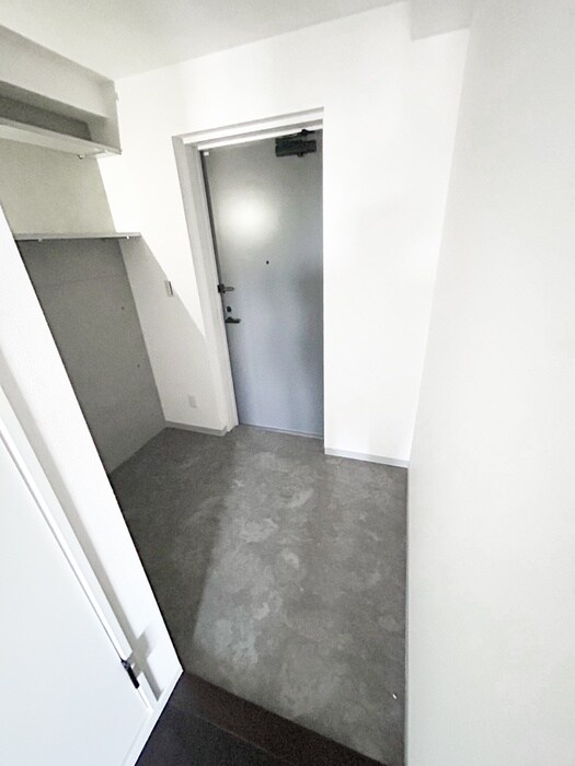 物件内観写真14　(玄関)