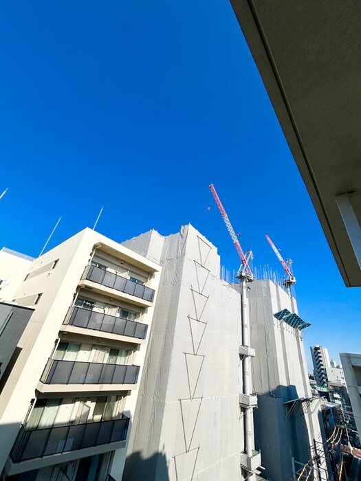 物件内観写真16　(室内からの展望)