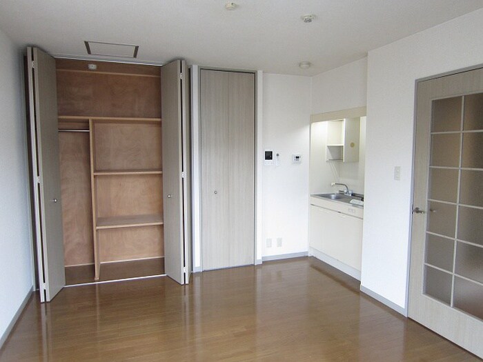 物件内観写真4　(内観写真)