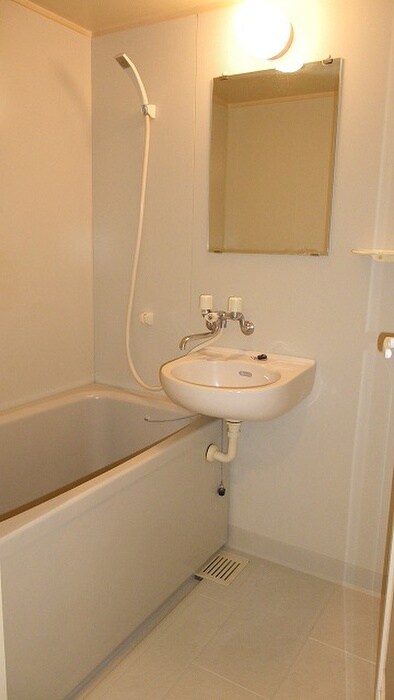 物件内観写真6　(バス／シャワールーム等)