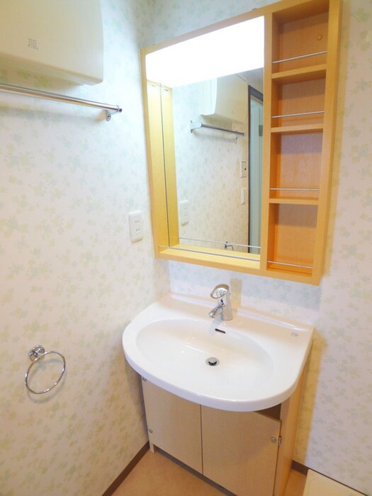 物件内観写真12　(洗面)