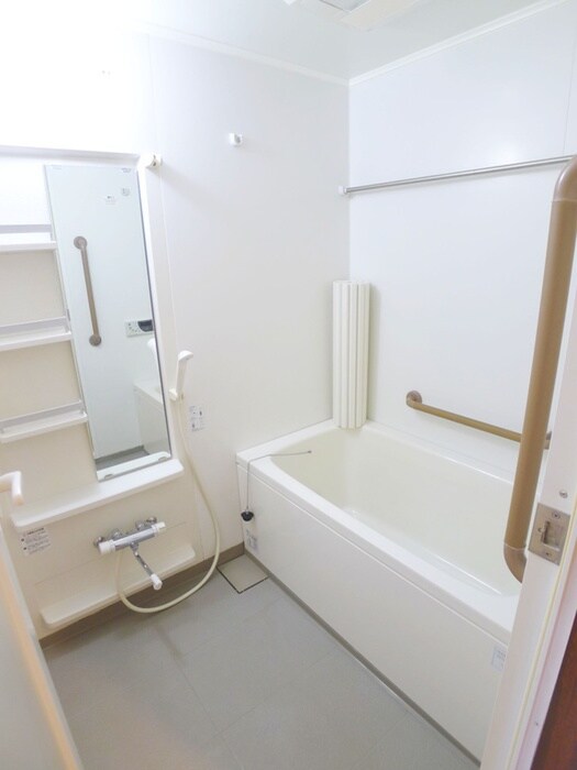 物件内観写真12　(バス／シャワールーム等)