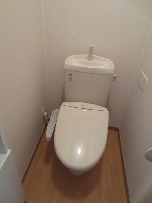 物件内観写真13　(トイレ)