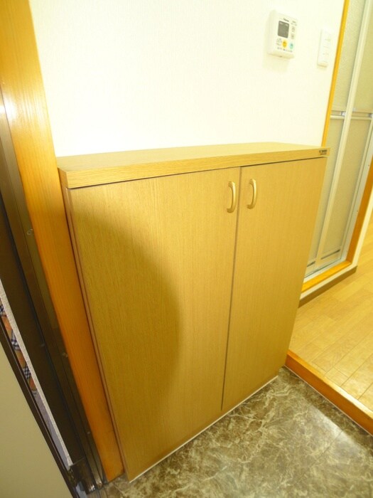 物件内観写真10　(靴箱)