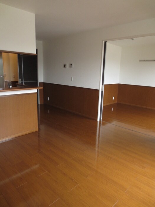 物件内観写真11　(居室)