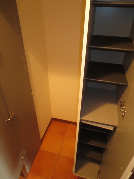 物件内観写真17　(靴箱)